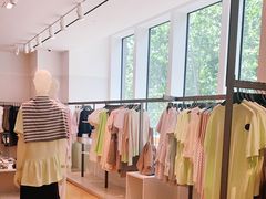 -COS(月星环球港店)