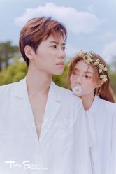 -易摄影婚纱摄影工作室