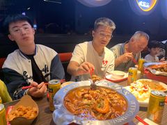 -胖哥俩肉蟹煲(盐城金鹰国际店)