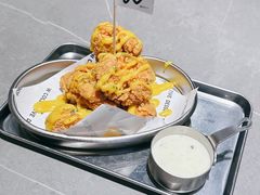 -W COLLECTIVE  DESSERT SHOP