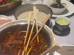 -红鼎豆捞·非遗鲍皇汤火锅(宝丰路店)