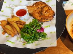 -JINNS锦时 steak&pizza(浸信会礼拜堂旧址店)
