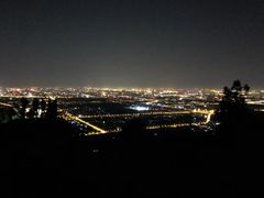 -鬼笑石后山停车场