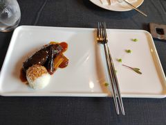葱烧海参配乌米菌-鲁采LU STYLE(新天地店)