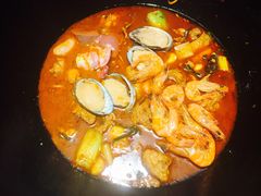 -锅来乐地锅鸡(安亭店)