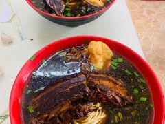 -小龙大肉面馆