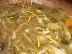 -牛村来人潮汕牛肉火锅(西单店)