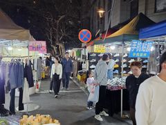 -吴山路夜市