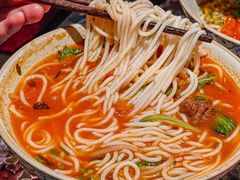 -粉八·云南米线·建水烧烤(常熟路店)