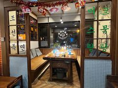 -明洞阿姨·韩式酱蟹烤肉·创意料理(三元桥店)