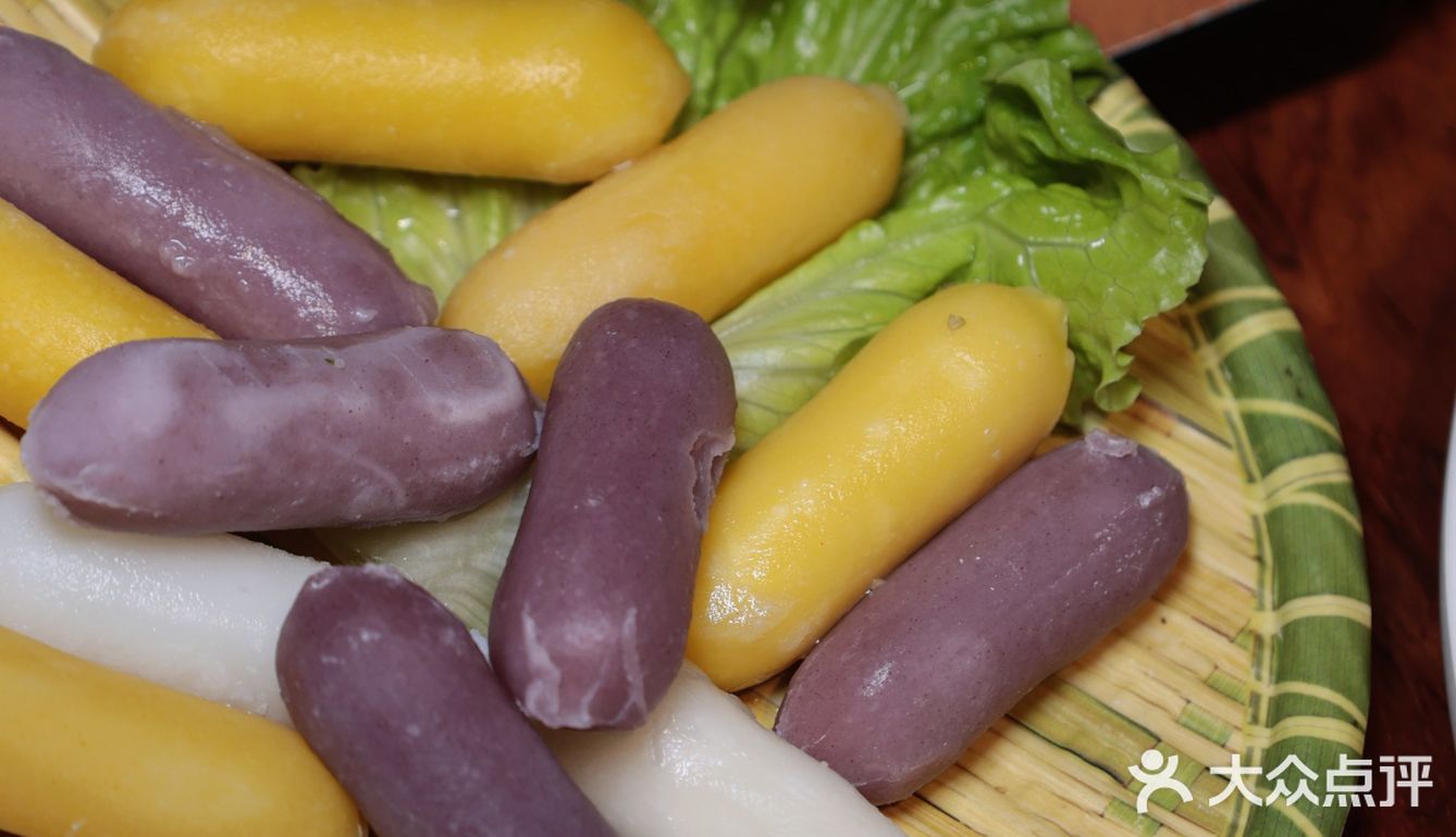 羊肉火锅配烧烤，舌尖上双重享受！