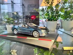 -奔驰北京极光星徽(四元桥店)