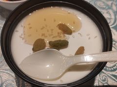 手工自制酸奶-巴扎美食·新疆菜·西域歌舞表演餐厅(新疆大厦店)