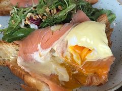 -ROAST coffee & eatery