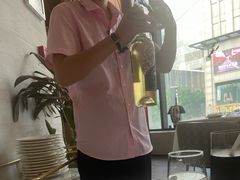 -斯普汇生蚝牛排馆(中骏世界城店)