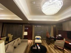 -兰州皇冠假日酒店