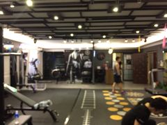 -简·无界健身工作室·运动康复·体态(石厦店)