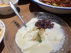 酒酿豆花-小户人家(循礼门南国中心店)