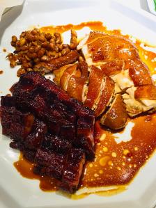 金戈戈香港豉油鸡(皇庭广场店)-"门店位于皇庭广场东面地面那层,中午