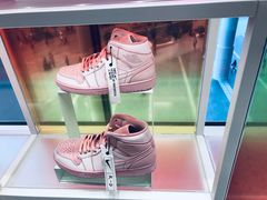 -NIKE品牌体验店(南京东路店)