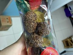 巧克力味脆脆球-中粮丰通（北京)食品有限公司