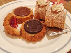 -咖啡苑自助餐厅·中国大饭店
