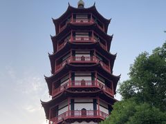 -绳金塔