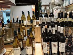 -雍和会海鲜姿造自助(湖东路店)