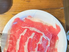 -三人行·骨头王鲜鸡自助火锅(徐汇店)