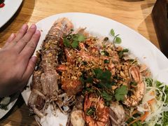 -拉威海鲜市场