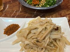招牌卤笋-耗儿鱼蛙蛙叫·老成都火锅(蛇口海昌街店)