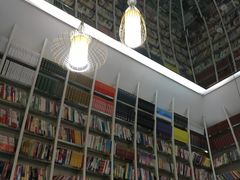 店内环境-钟书阁(松江泰晤士小镇店)