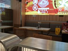 -万煲旺·香港老传承煲仔饭·猪杂汤(客村店)