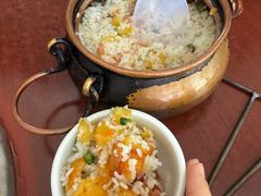 -姚记抚仙湖石锅鱼庄