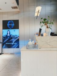 -PE SALON