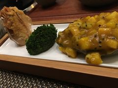 牛油果大虾-五号茶居·新派粤菜·岭南五号酒店(沿江中路店)