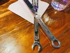 餐具摆设-1886德国汽车餐厅(外滩中央店)