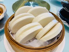 万龙洲招牌扣卤肉配馒头片-万龙洲海鲜(大兴绿地缤纷城店)