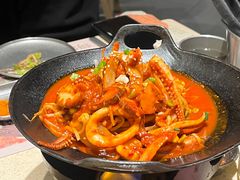 -蚂蚁洞·烤肉大营地(上海静安大悦城店)