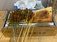 -铭记烧烤制作社•吊炉乳鸽 延吉冷面