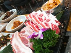 新鲜五花肉-金顺韩式烤肉·网红烤肉店(广利路店)