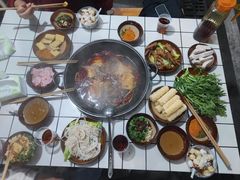 -重庆故事姊妹老火锅(财经学院店)