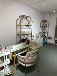 -Yolee雅妮容颜定制美睫·美甲