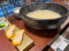 -银米·云南传统过桥米线(双廊黑金冠店)