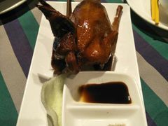金牌红烧乳鸽-兰桂坊粤泰美食(较场西店)