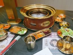 餐具摆设-闻老头·菊花炭烤肉(佛山首店)