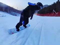 -Hopo Snow 城市滑雪空间(来福士广场购物中心店)