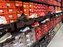 -五环Outlets(高新工厂店)