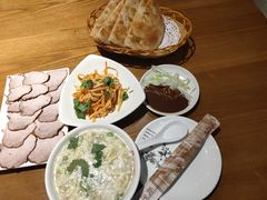 -李连贵熏肉大饼(中街盛京龙城店)