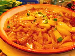 -闯关东东北农家菜(崂山石老人店)